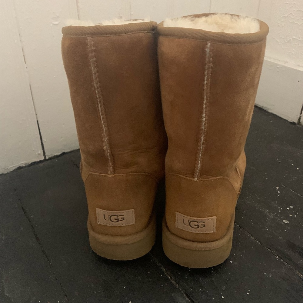 UGG short boots